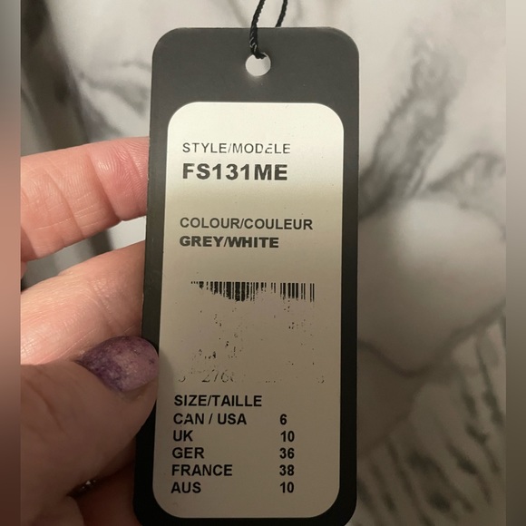 Piccadilly Blouse NWT - Picture 4 of 5